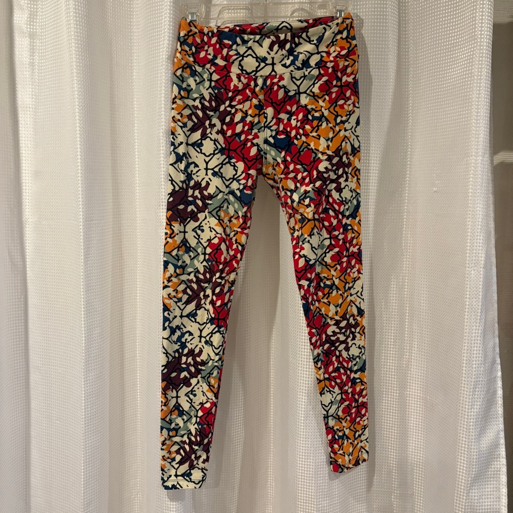Lularoe OS Leggings RN 142161 Cream Red Blue Purple Green Orange Flower Print
